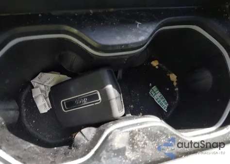 2023 Jeep Grand Cherokee L Overland 4X4 z USA, uszkodzony, nr VIN 1C4RJKDG9P8909471